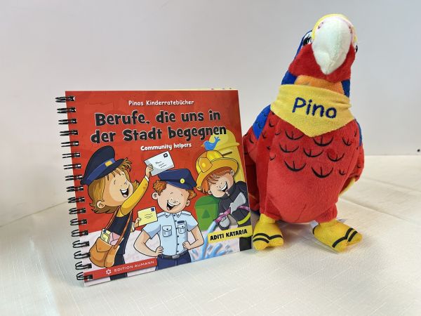 Pinos Kinderratebücher: Berufe, die uns in der Stadt begegnen + Pino der Papagei Plüschtier Bundle